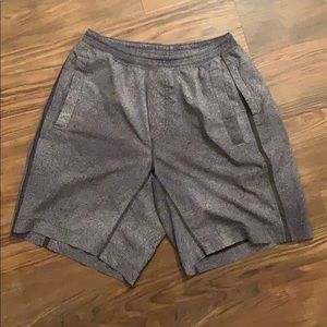 lulu lemon Men’s shorts